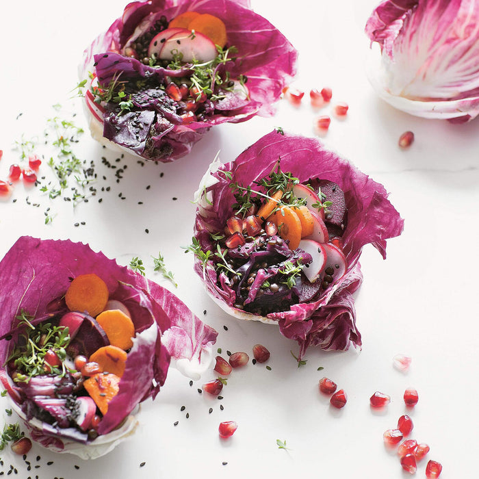 Radicchio-Wrap mit pinkem Kimchi
