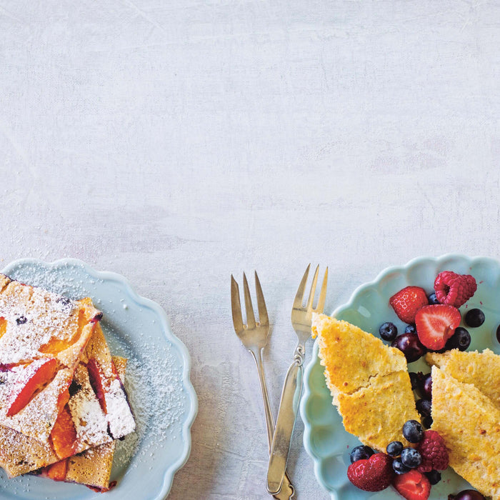 Grießschnitten mit Beeren