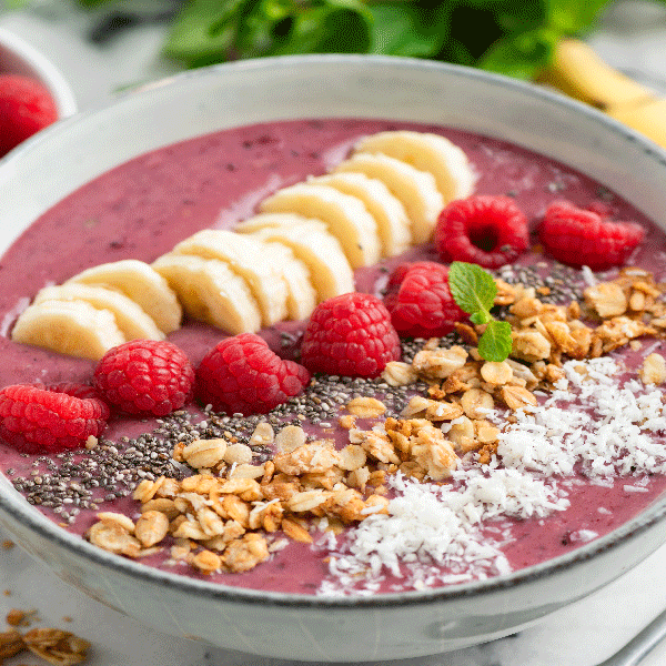 Smoothie-Bowl mit Flohsamen
