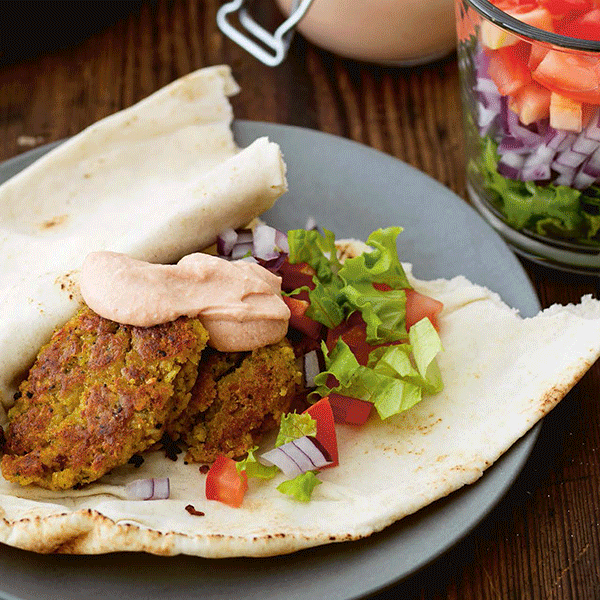 Falafeln mit würziger Joghurtsauce