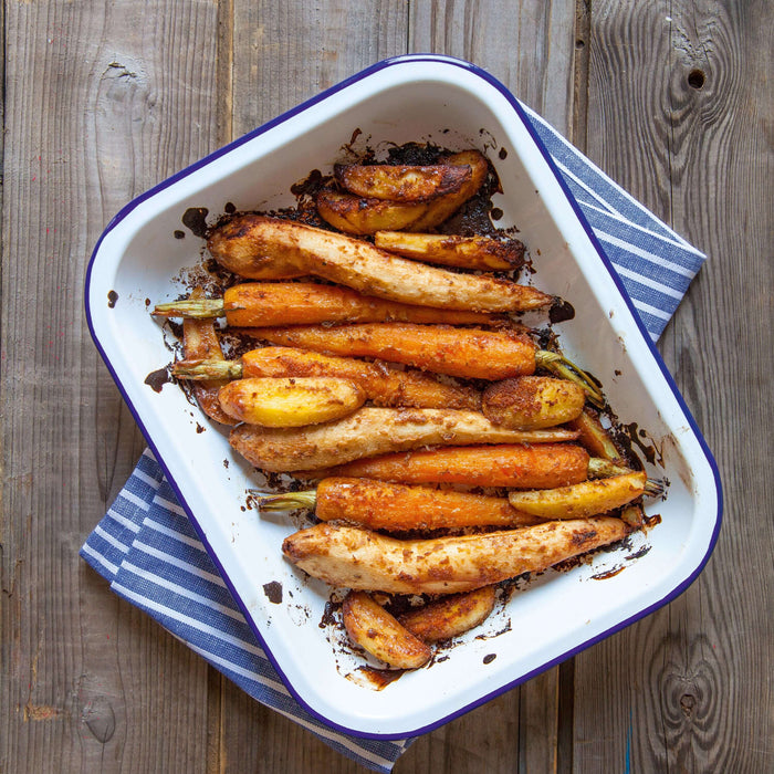 Gebackene Möhren mit Tahin-Pekmez-Soße