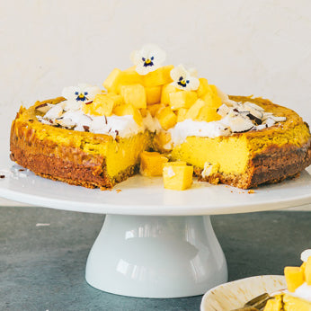 Goldener Chai-Mango-Kuchen