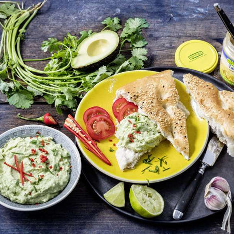 Avocado-Dip mit Tahin