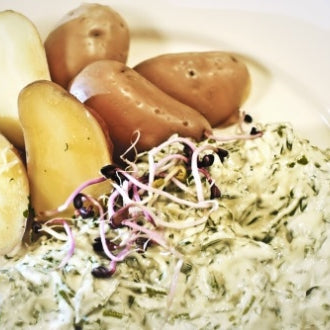 Selbstgemachter Kräuterquark