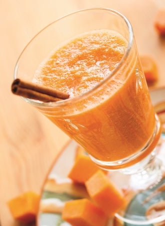 Winterlicher Kürbis-Pomelo-Smoothie