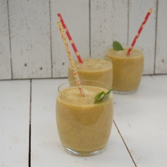 Apfel-Mango-Smoothie mit Chia
