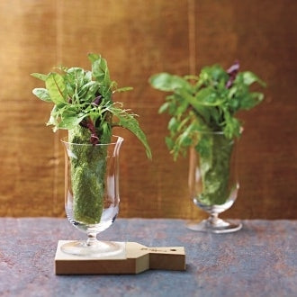 Salatstrauß im Noriblatt