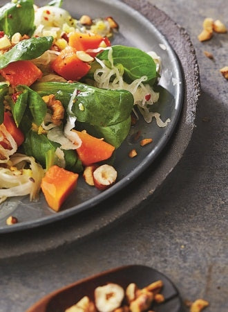 Nussig-fruchtiger Sauerkrautsalat
