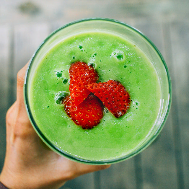 Grünkohl-Smoothie mit Melone und Mandelmus