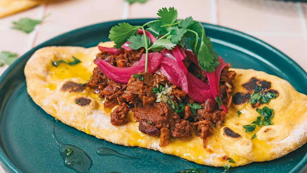 Angerichtetes Essen auf einem Teller