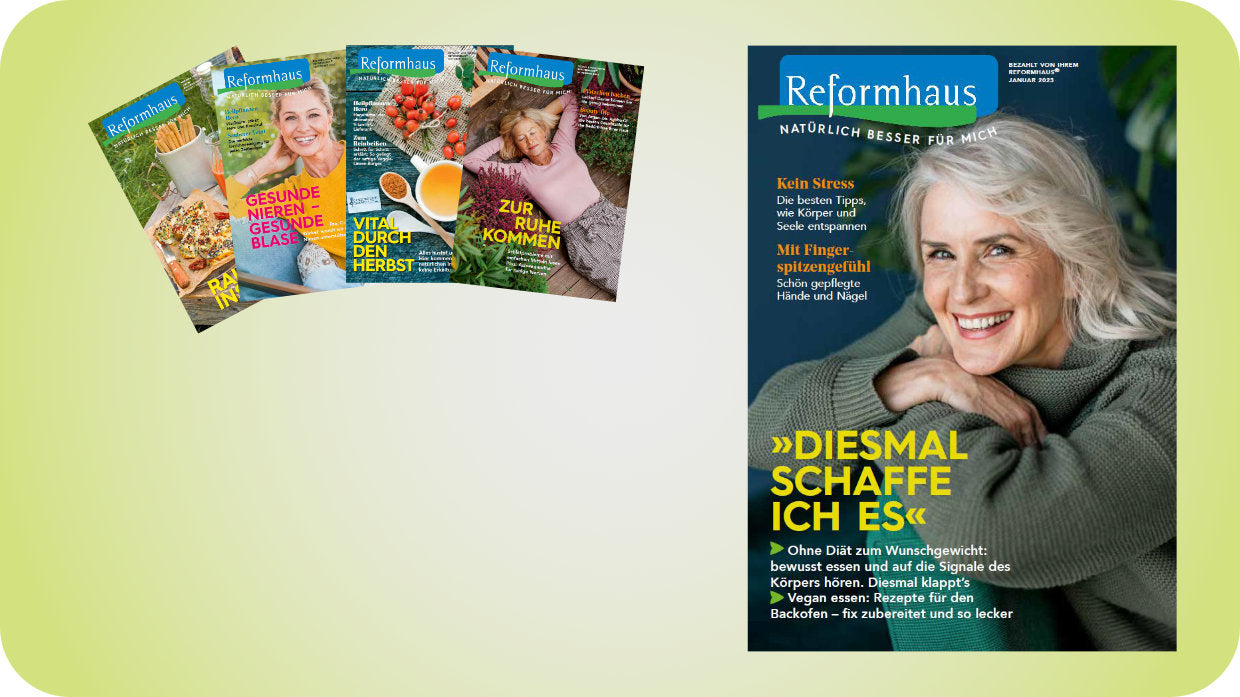 Mehrere Reformhaus Magazine übereinander abgebildet liegend.