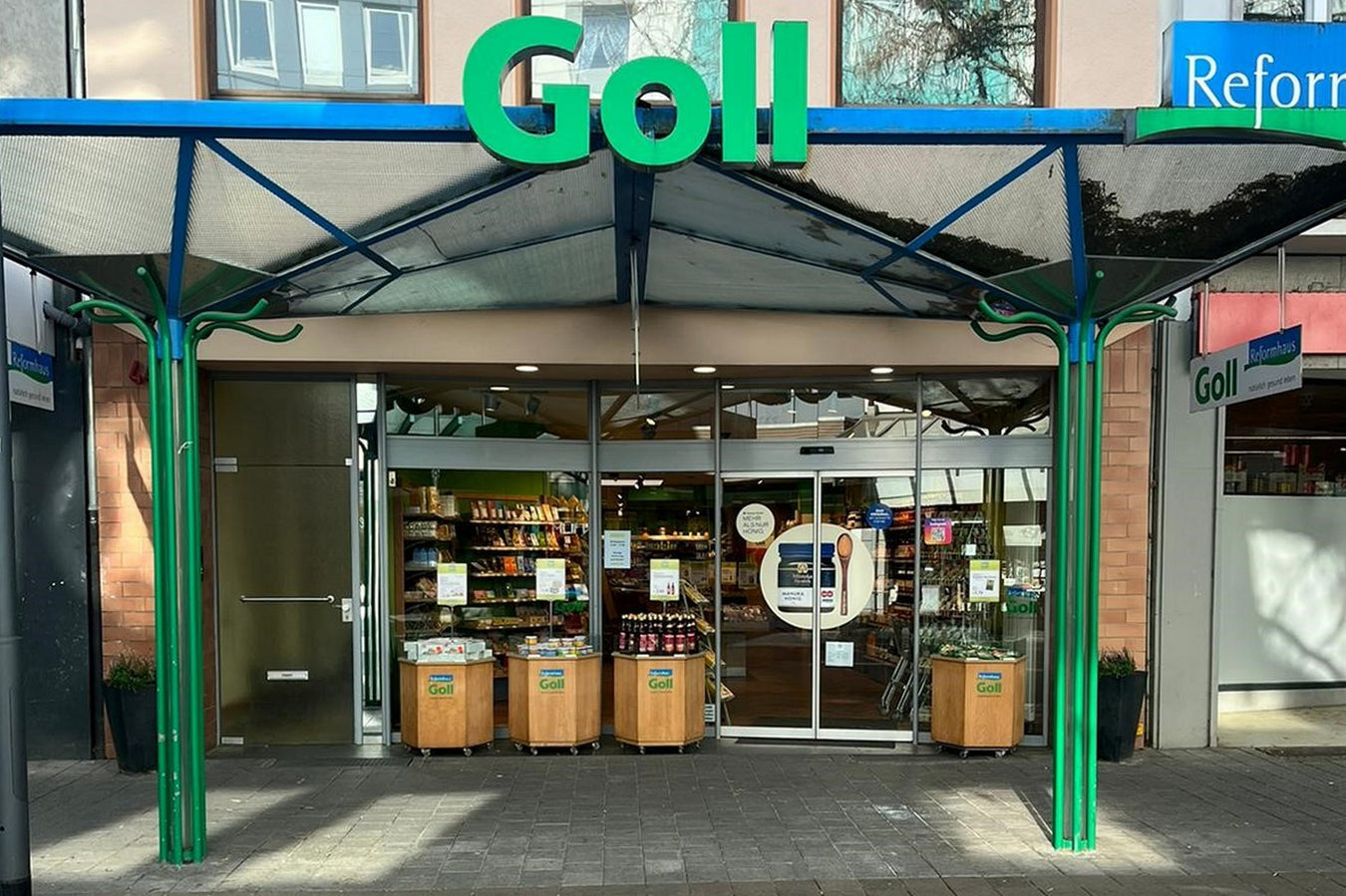 Eingang in die Filiale