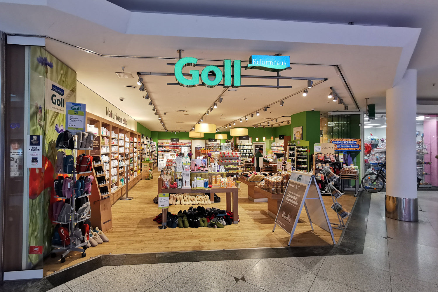 Außenansicht Filiale Krefeld