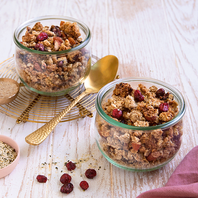 Kokos-Mandel-Granola aus der Heißluftfritteuse