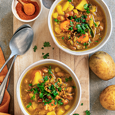 Kurkuma-Grünkern-Suppe