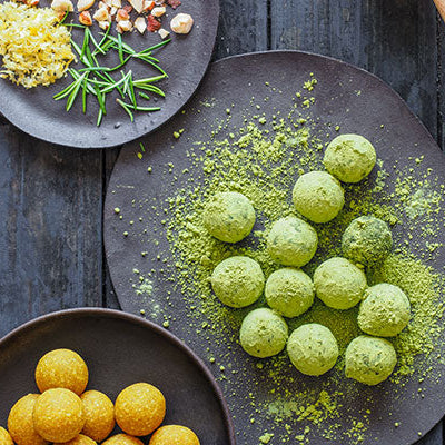 Goldene Honig-Mandel-Kugeln