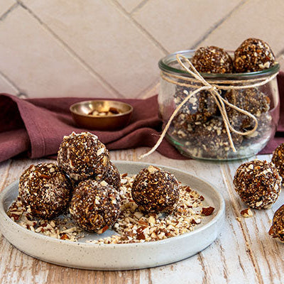 Energy-Balls mit Feigen und dunkler Schokolade