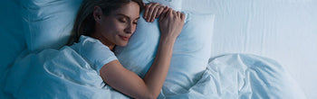 Warum Frauen häufig unter Schlafproblemen leiden: Interview mit Dr. Judith Bildau