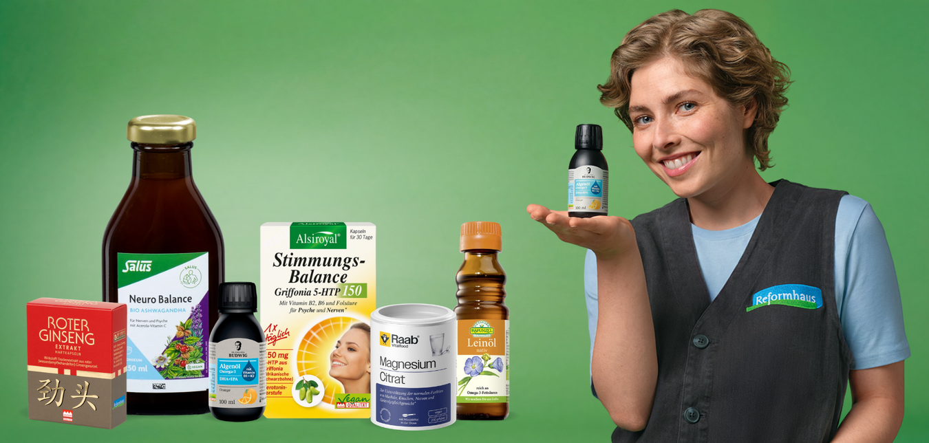 Reformhaus Beraterin mit unseren sieben Lieblingsprodukten im April