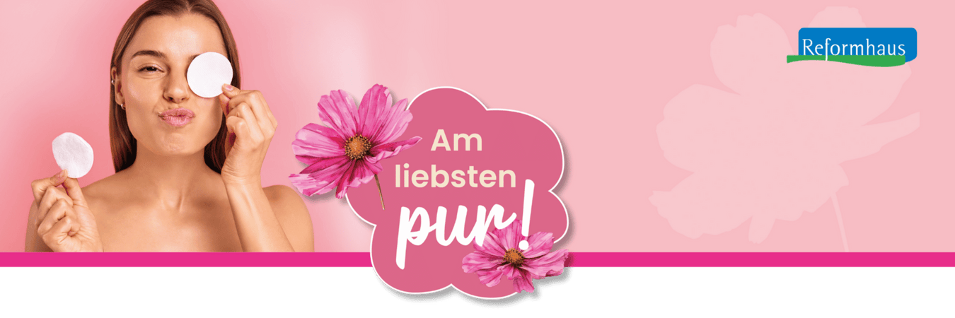 pinker Hintergrund mit junger, brünetter Frau, die sich Wattepad vors Auge hält plus Slogan "Am liebsten pur!"